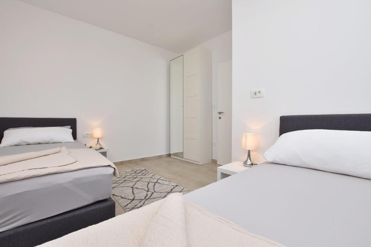 Apartments Danolic 皮萨克 外观 照片
